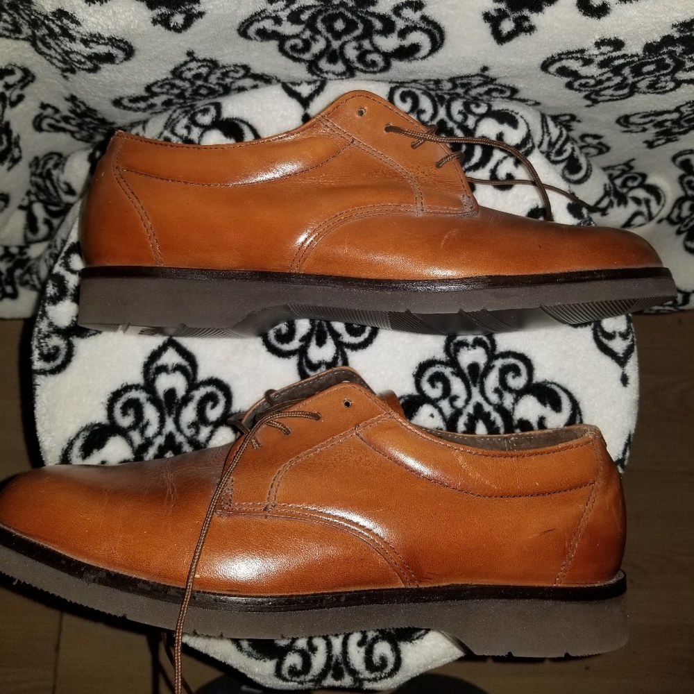 E.T. Wright Derby Shoes - Picture 4 of 7